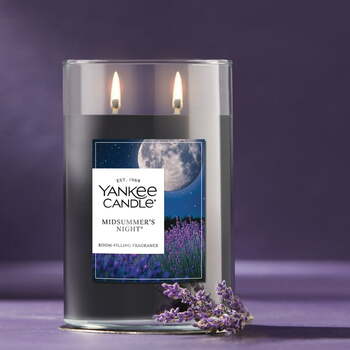 Midsummer´s Night Signature Candle ( noc letního slunovratu ) - Vonná svíčka